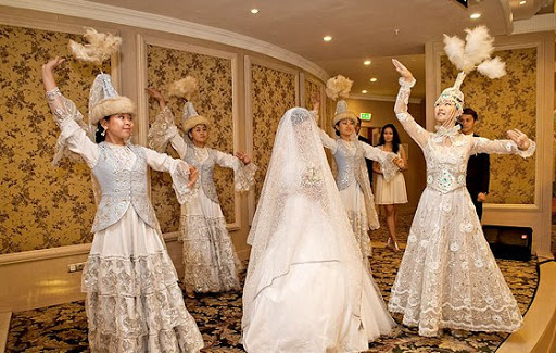 لباس عروس در فرهنگ کشورهای مختلف