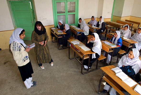 حقوق معلم در افغانستان